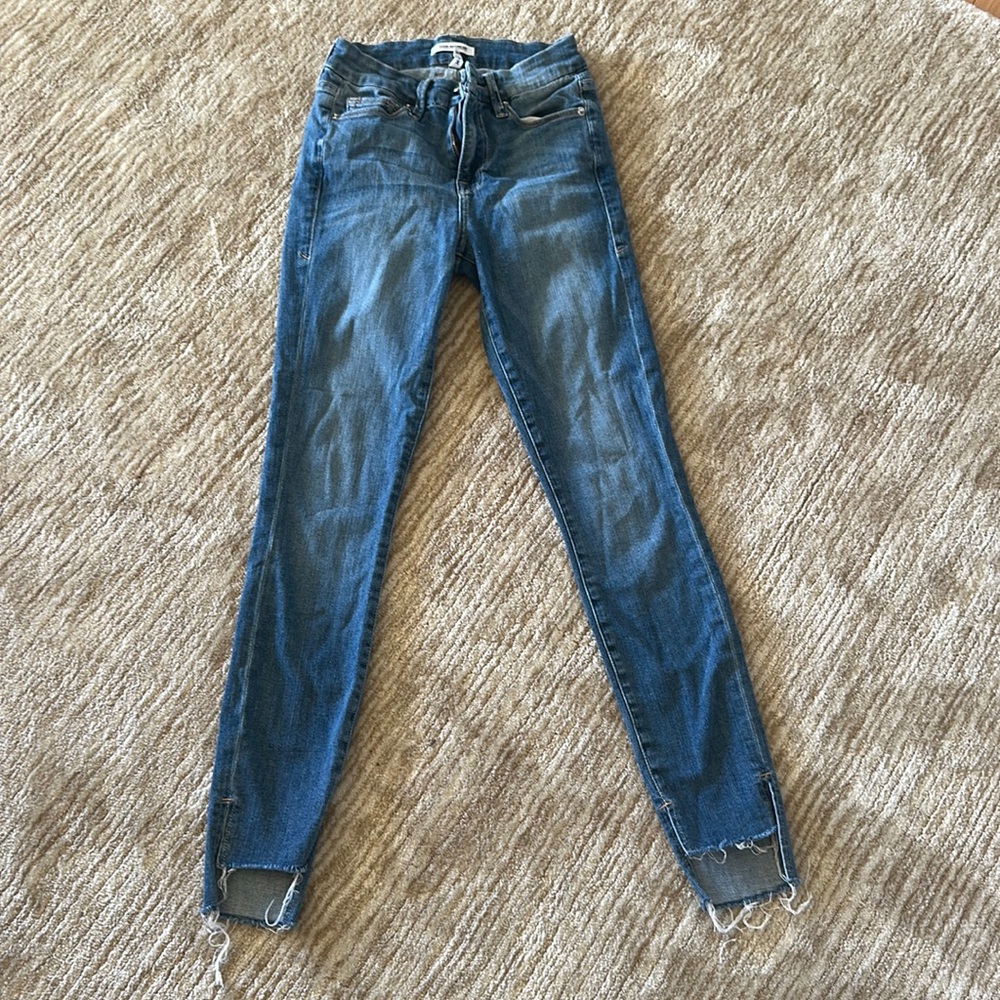 Women’s skinny jeans